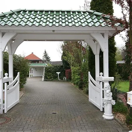 Ewigleben, Gartenstrasse